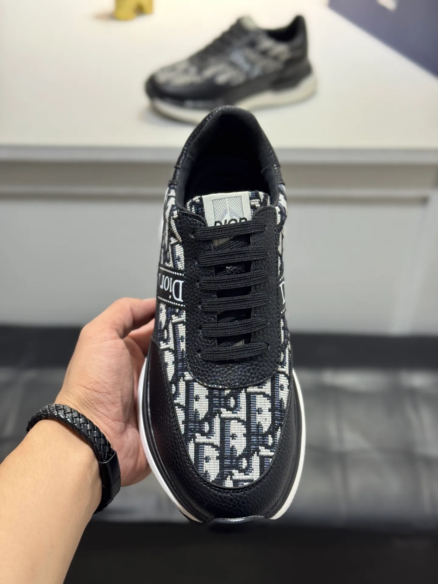Men's shoes 💰440 [New model] 🦑🦑Dio* (Dior) sneakers, the latest model from the official website 🎁casual and fashionable high-top men's shoes 👟hot style 💥 simple and elegant version, exclusive for trendy men. Unique official website's latest brand elements 👑original decoration, imported cowhide with classic fabrics, fashionable and generous accessories, sheepskin lining, ✅ wear-resistant casual outsole. Size: 38-44 (45 customized